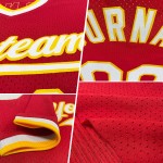 Maillot de baseball personnalisé noir et ancien, authentique et doré, rouge rétro Maillot de baseball personnalisé noir et ancien, authentique et doré, rouge rétro