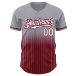 Maillot de baseball gris à rayures fines, blanc et cramoisi, personnalisé, dégradé authentique Maillot de baseball gris à rayures fines, blanc et cramoisi, personnalisé, dégradé authentique