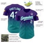 Motif blanc-bleu sarcelle, violet, formes personnalisées, dégradé de baseball, maillot carré authentique 3D Motif blanc-bleu sarcelle, violet, formes personnalisées, dégradé de baseball, maillot carré authentique 3D